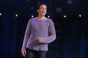 BRIAN FLORES (Pippin) 