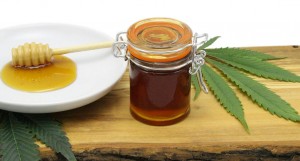 cannabis-infused-honey
